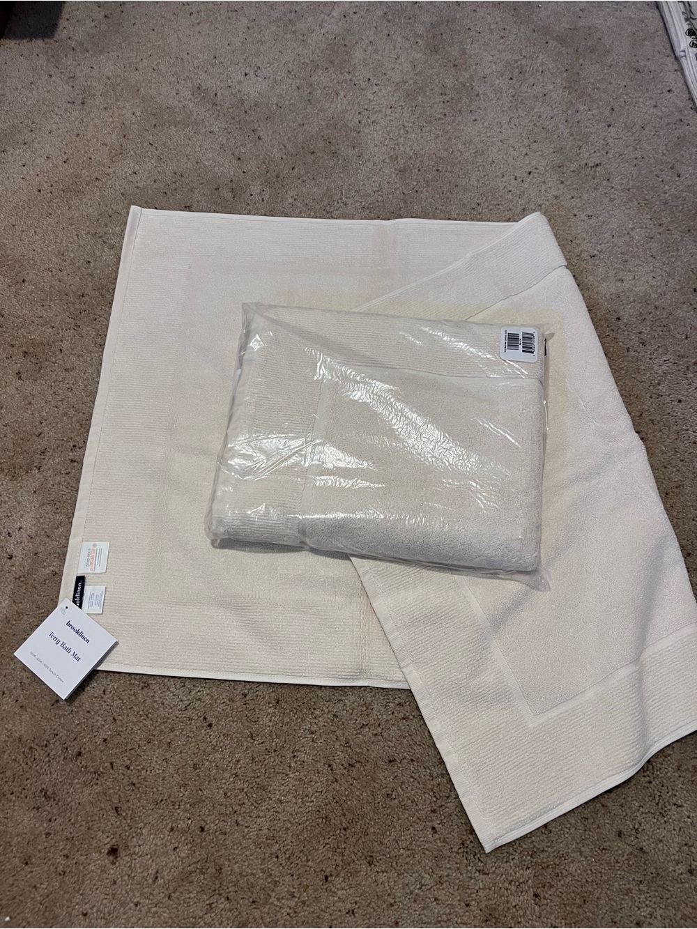Brooklinen Vanilla Terry Bath Mat Oversized: 24" x 40" (1 Bathmat, New)